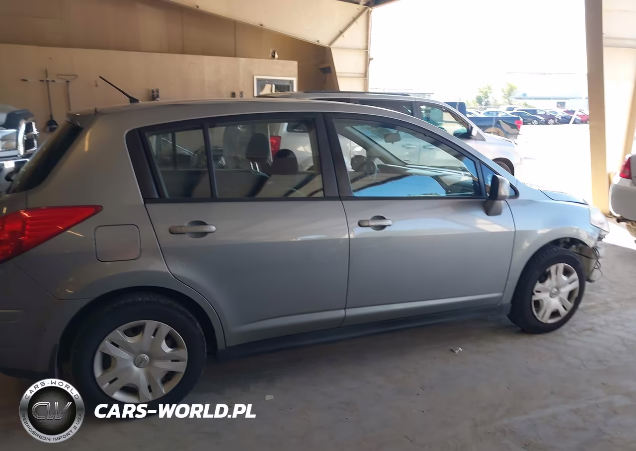 2010 Nissan Versa 1.8S VIN:3N1BC1CP8AL458598 - 13