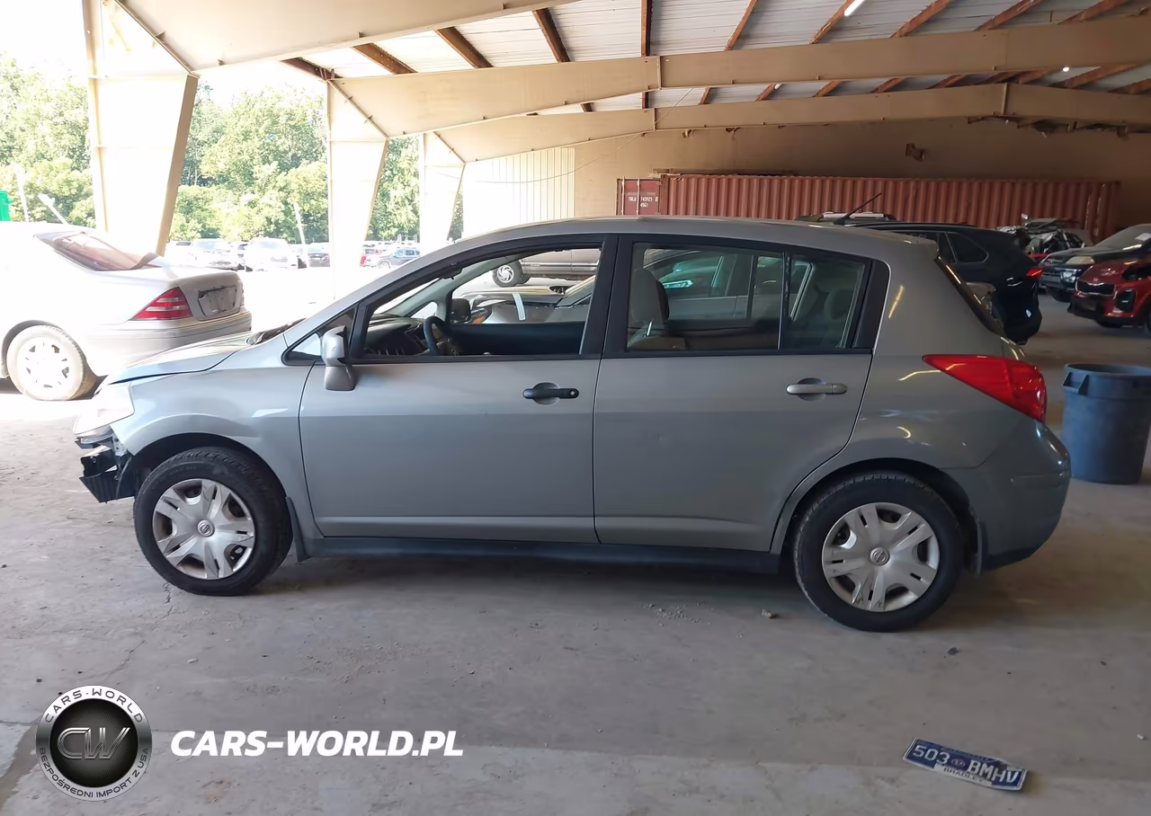 2010 Nissan Versa 1.8S VIN:3N1BC1CP8AL458598 - 14