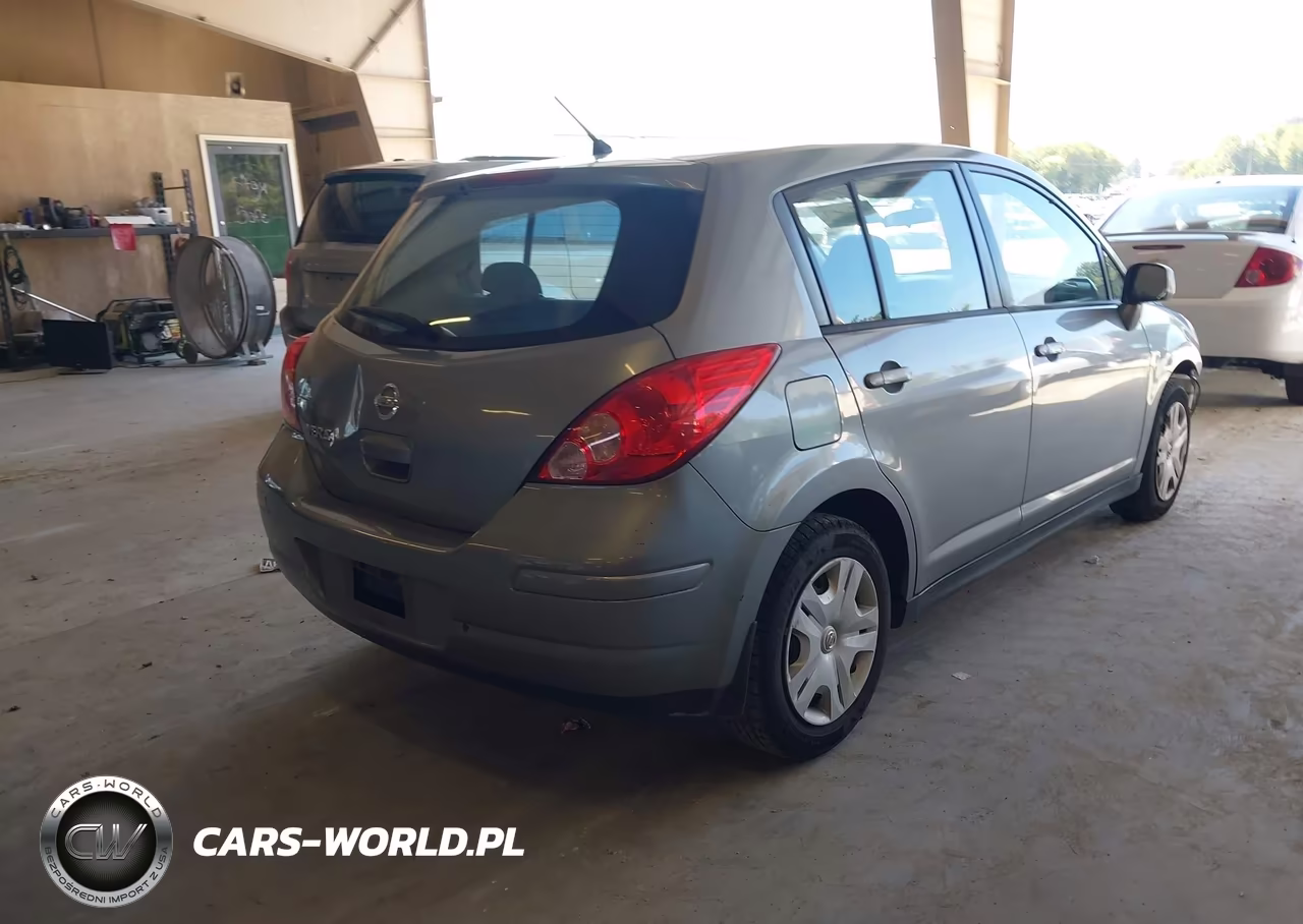 2010 Nissan Versa 1.8S VIN:3N1BC1CP8AL458598 - 4