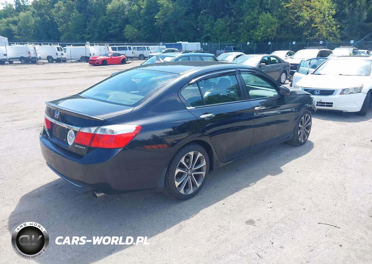 2015 Honda Accord Sport VIN:1HGCR2F57FA208592 - 4