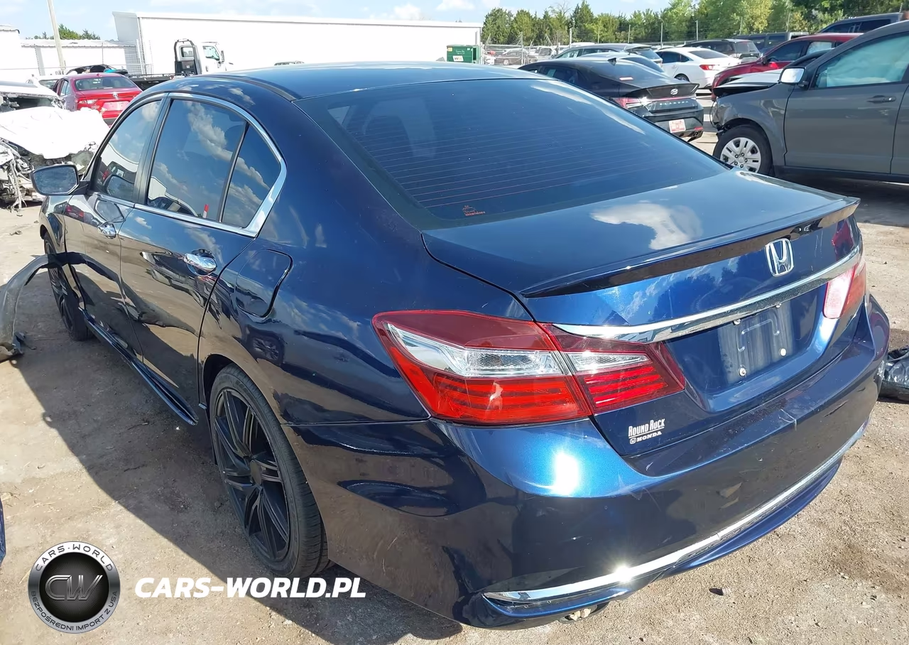 2017 Honda Accord Sport VIN:1HGCR2F58HA288486 - 3