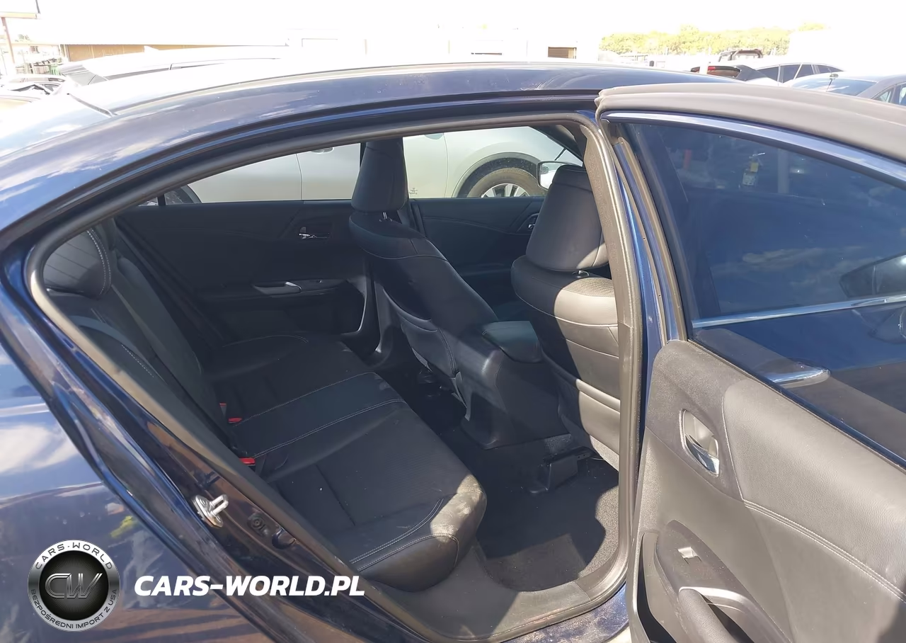 2017 Honda Accord Sport VIN:1HGCR2F58HA288486 - 8