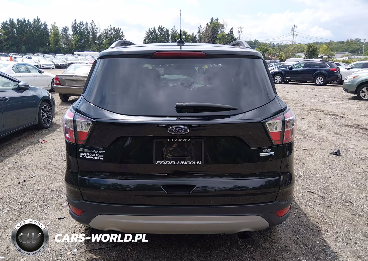 2018 Ford Escape Se VIN:1FMCU9GD2JUB92106 - 16