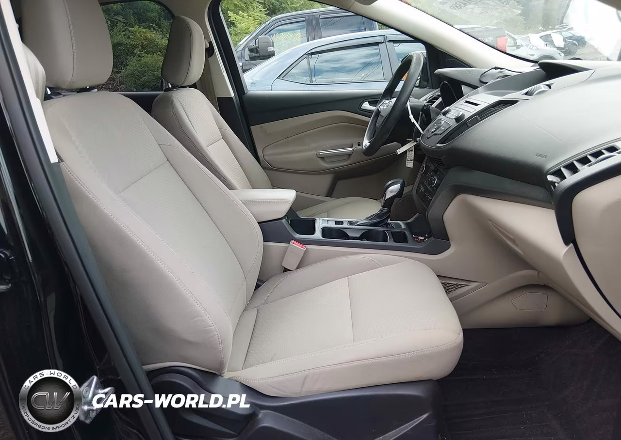 2018 Ford Escape Se VIN:1FMCU9GD2JUB92106 - 5