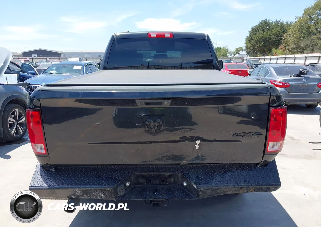 2017 Ram 1500 Express 4X4 6'4 Box VIN:1C6RR7FT0HS510783 - 16
