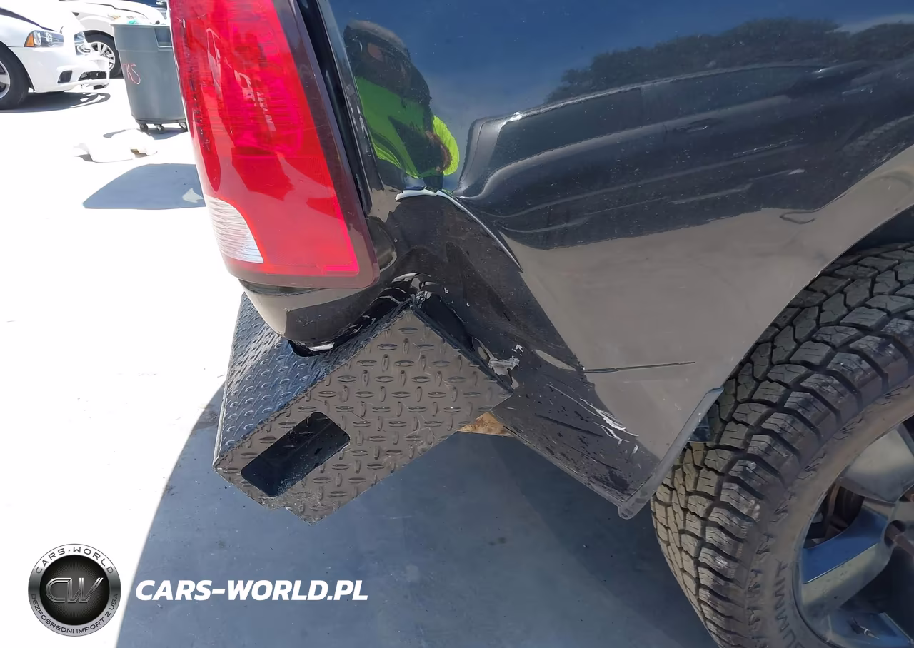 2017 Ram 1500 Express 4X4 6'4 Box VIN:1C6RR7FT0HS510783 - 18
