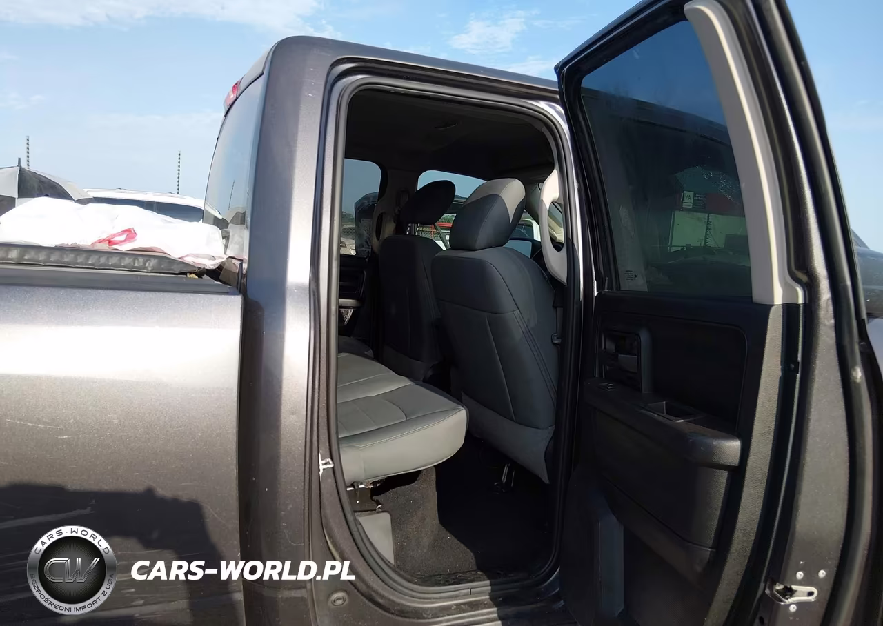 2019 Ram 1500 Classic Tradesman 4X2 6'4 Box VIN:1C6RR6FT5KS723696 - 8