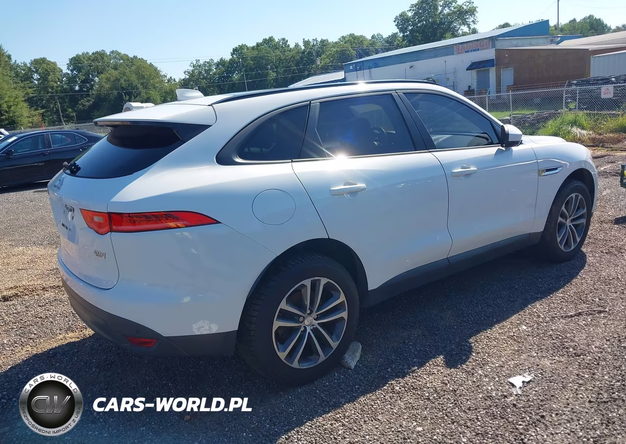 2017 Jaguar F-Pace 20D Premium VIN:SADCJ2BN6HA492929 - 4