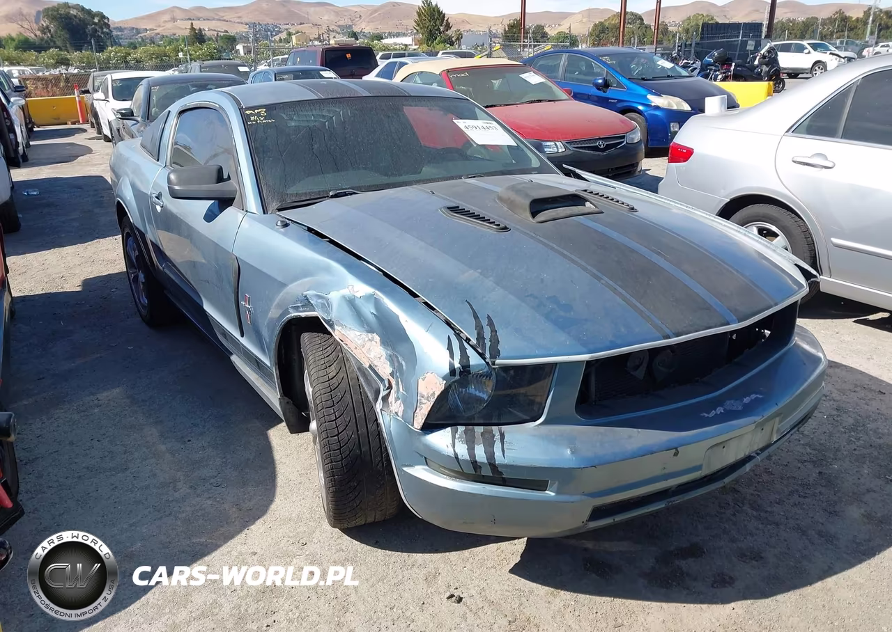 2006 Ford Mustang V6