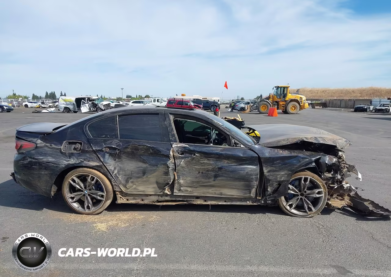 2021 BMW M550I xDrive VIN:WBA13BK06MCF93615 - 14
