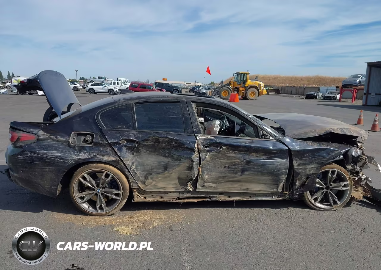 2021 BMW M550I xDrive VIN:WBA13BK06MCF93615 - 6
