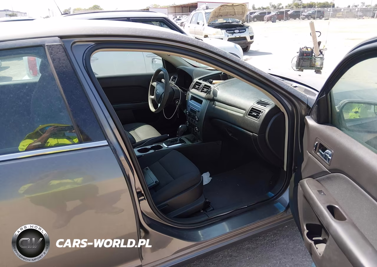 2011 Ford Fusion Se VIN:3FAHP0HA9BR139418 - 5