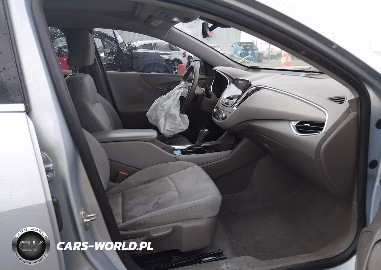 2017 Chevrolet Malibu 1Lt VIN:1G1ZE5STXHF168730 - 5