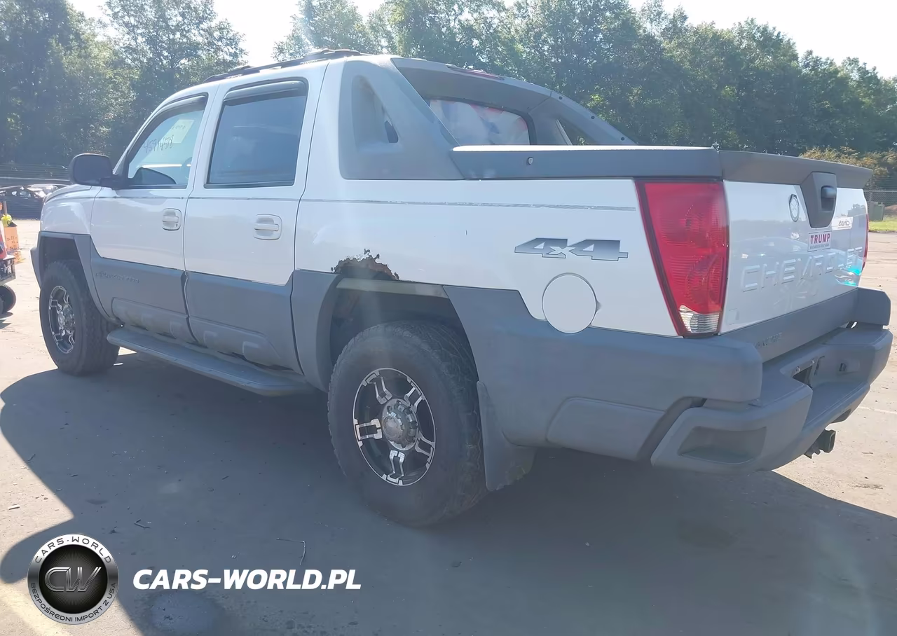 2002 Chevrolet Avalanche 2500 VIN:3GNGK23G42G180585 - 3