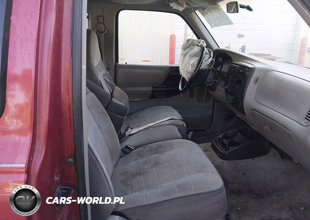 1995 Ford Ranger Super Cab VIN:1FTCR14X2SPA42390 - 5