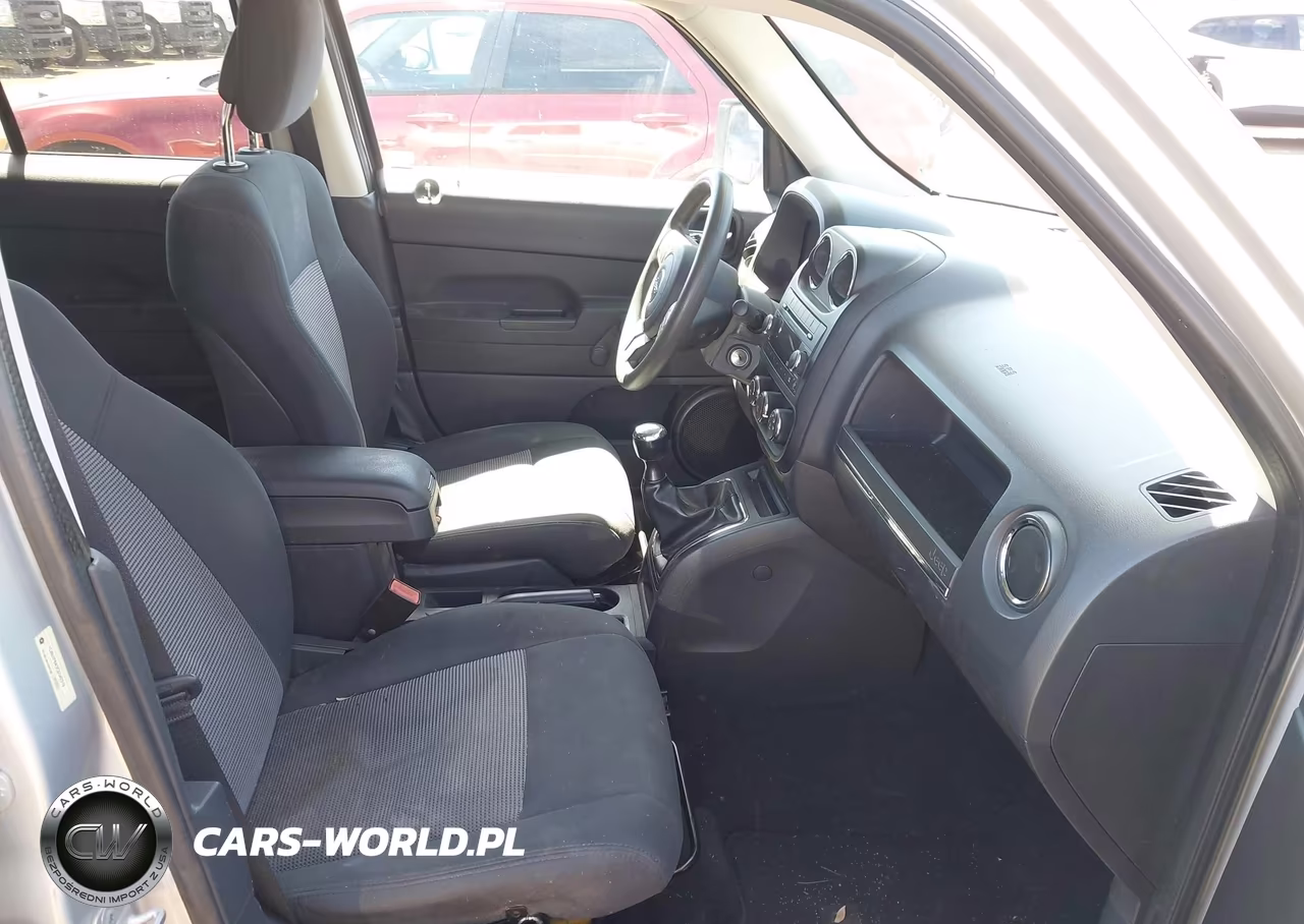 2012 Jeep Patriot Sport VIN:1C4NJPBA3CD542319 - 5