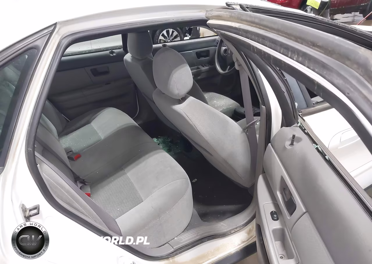 2006 Ford Taurus Se VIN:1FAFP53206A214821 - 8