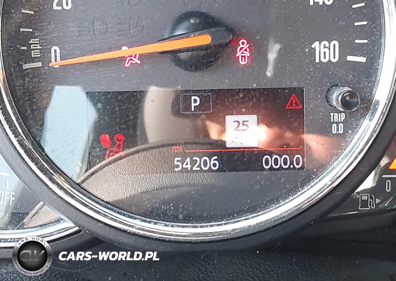 2019 Mini Clubman Cooper S VIN:WMWLU5C53K2G03733 - 16