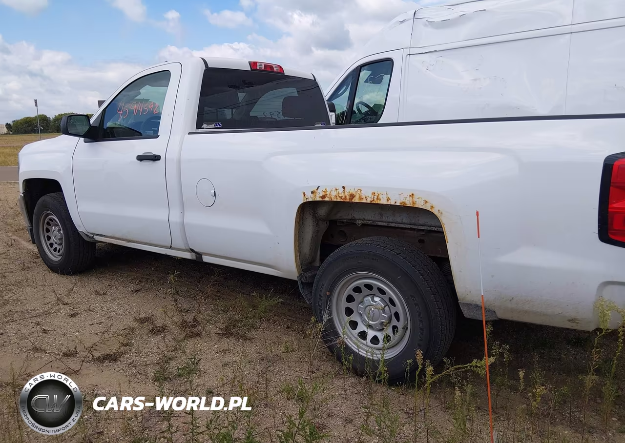 2018 Chevrolet Silverado 1500 Ls VIN:1GCNCNEH8JZ126421 - 3