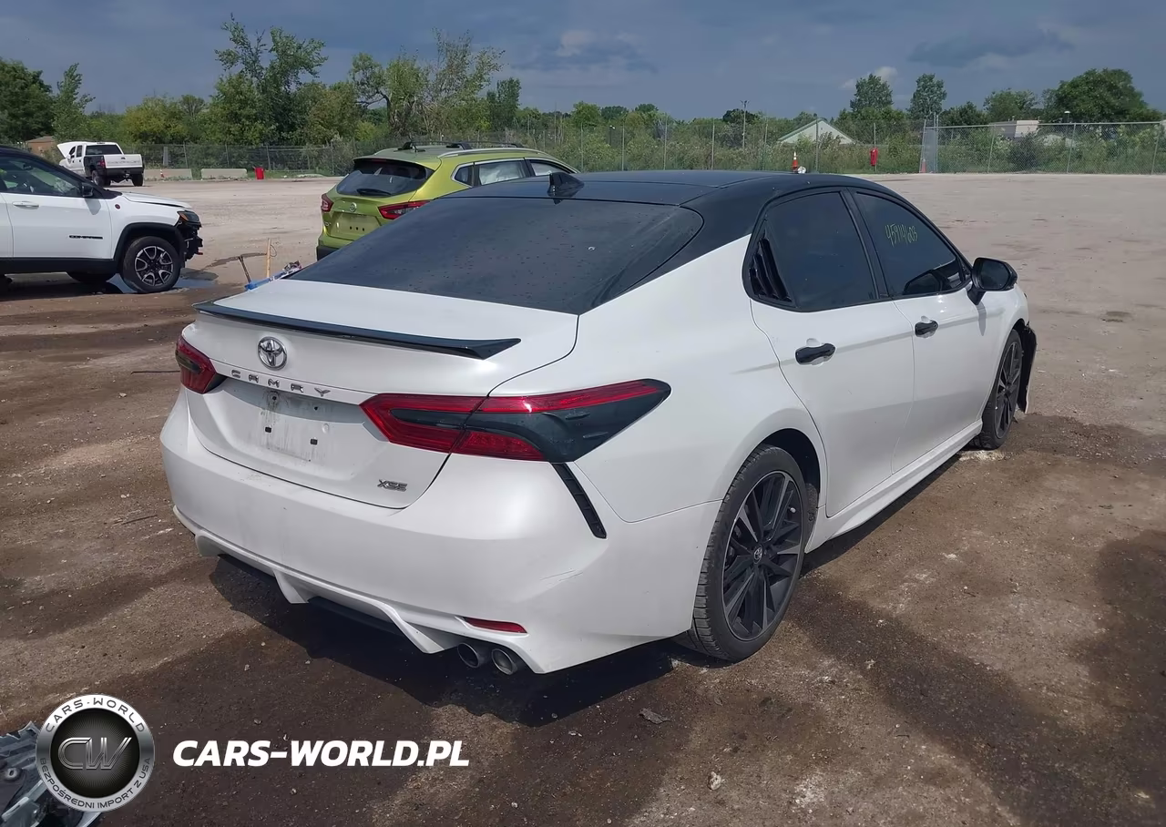 2020 Toyota Camry Xse VIN:4T1K61AK6LU312944 - 4