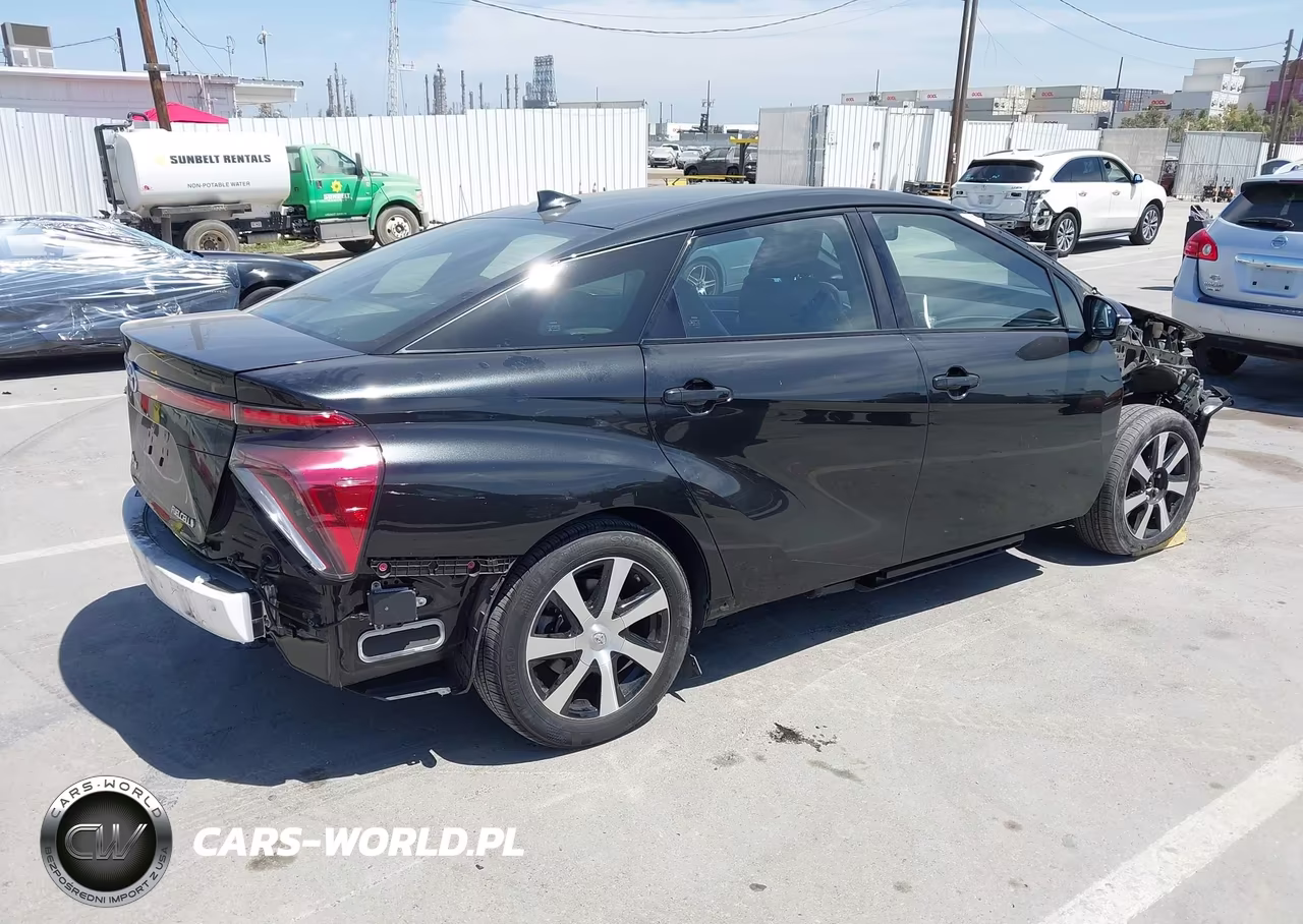 2018 Toyota Mirai VIN:JTDBVRBD3JA004957 - 4