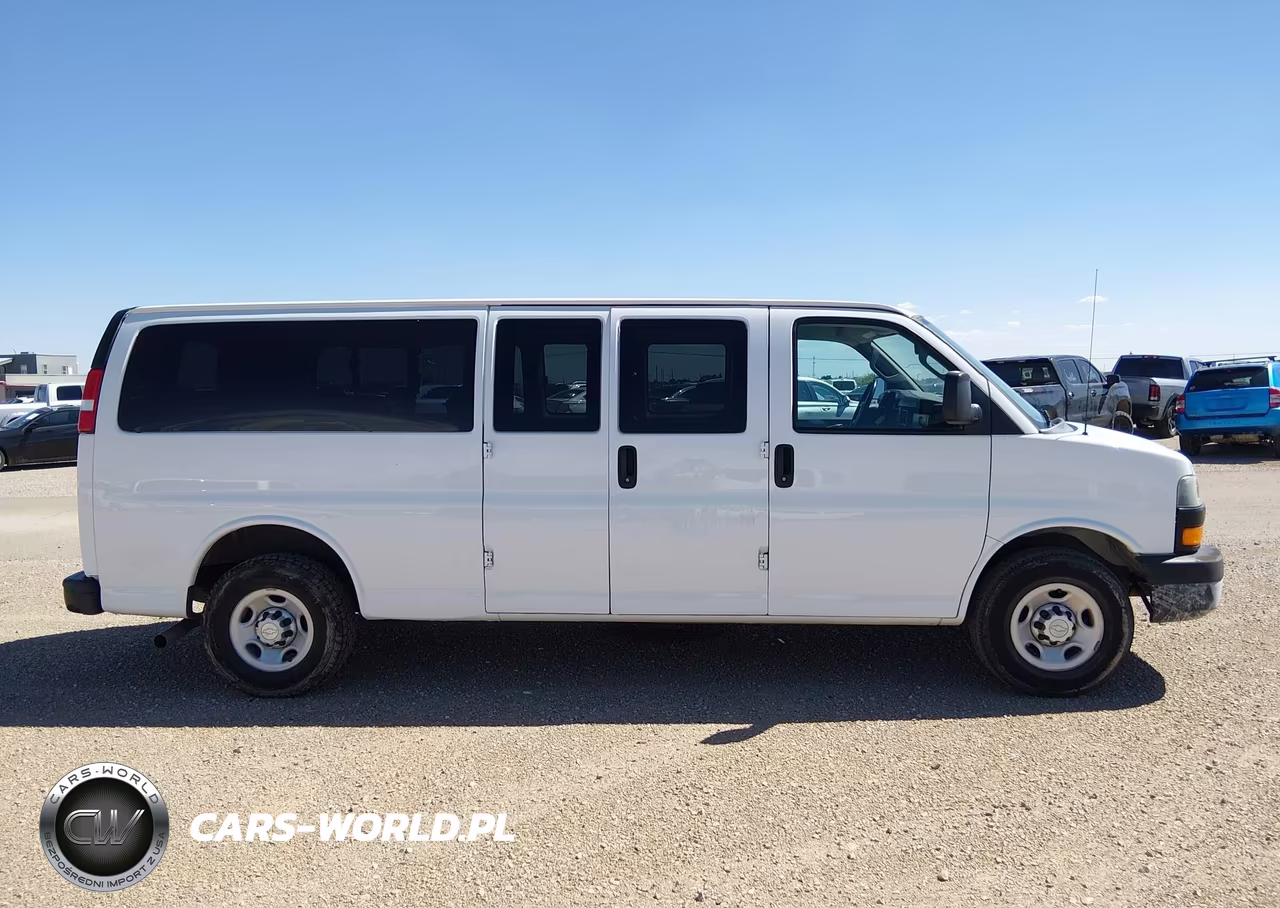 2019 Chevrolet Express 3500 Ls VIN:1GAZGNFG2K1345752 - 18