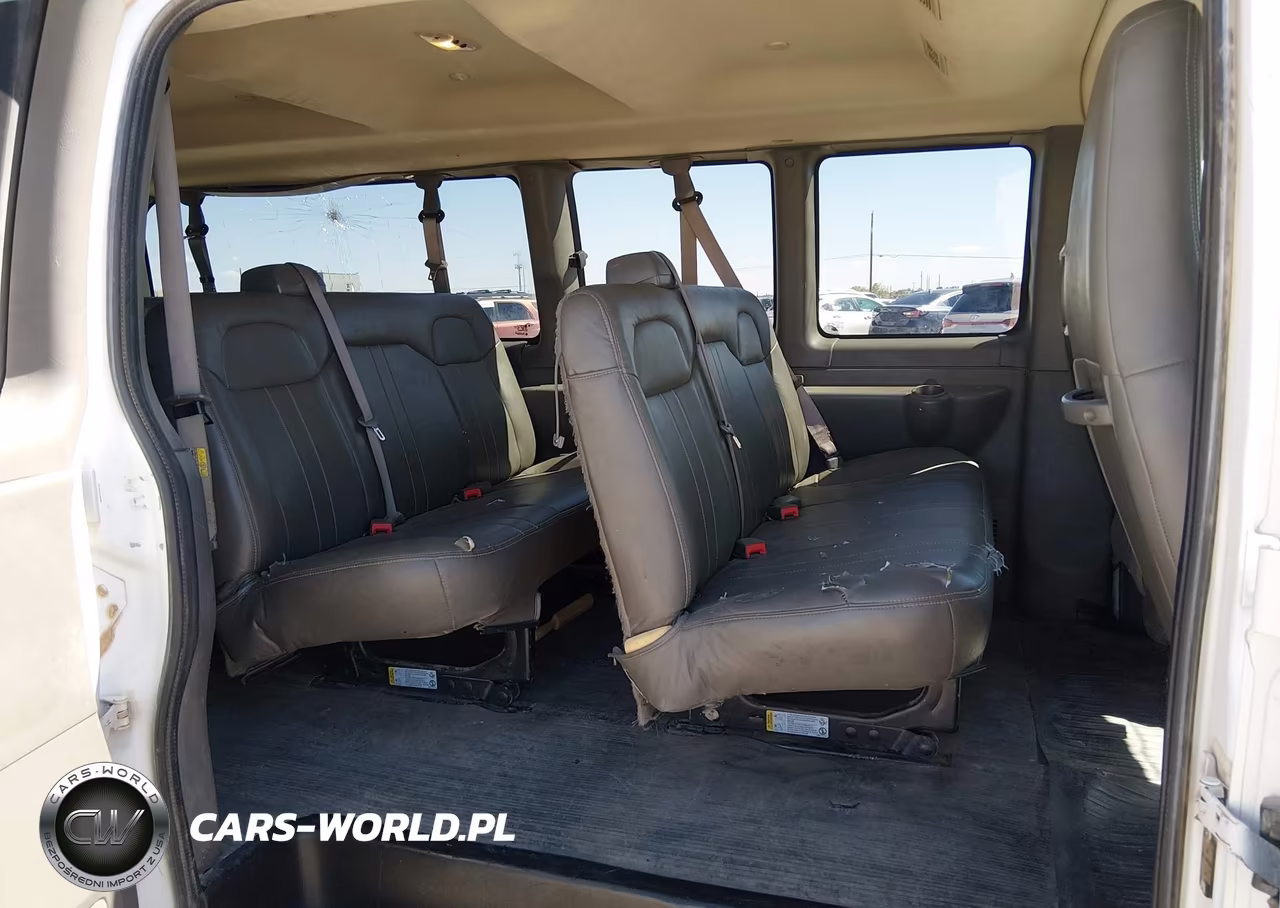 2019 Chevrolet Express 3500 Ls VIN:1GAZGNFG2K1345752 - 8