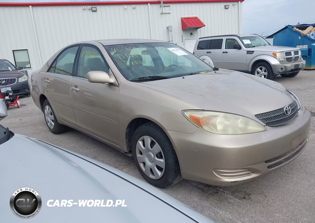 2004 Toyota Camry Le