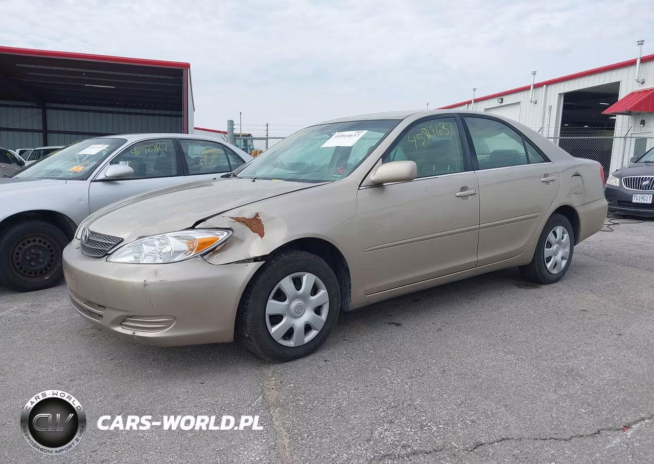 2004 Toyota Camry Le VIN:4T1BE30K14U865809 - 2