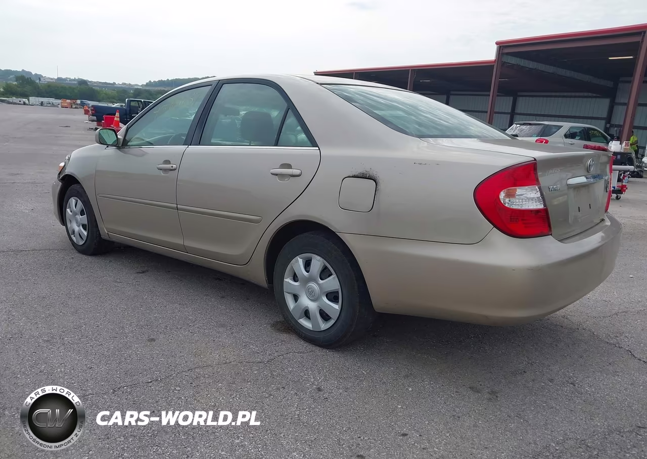2004 Toyota Camry Le VIN:4T1BE30K14U865809 - 3