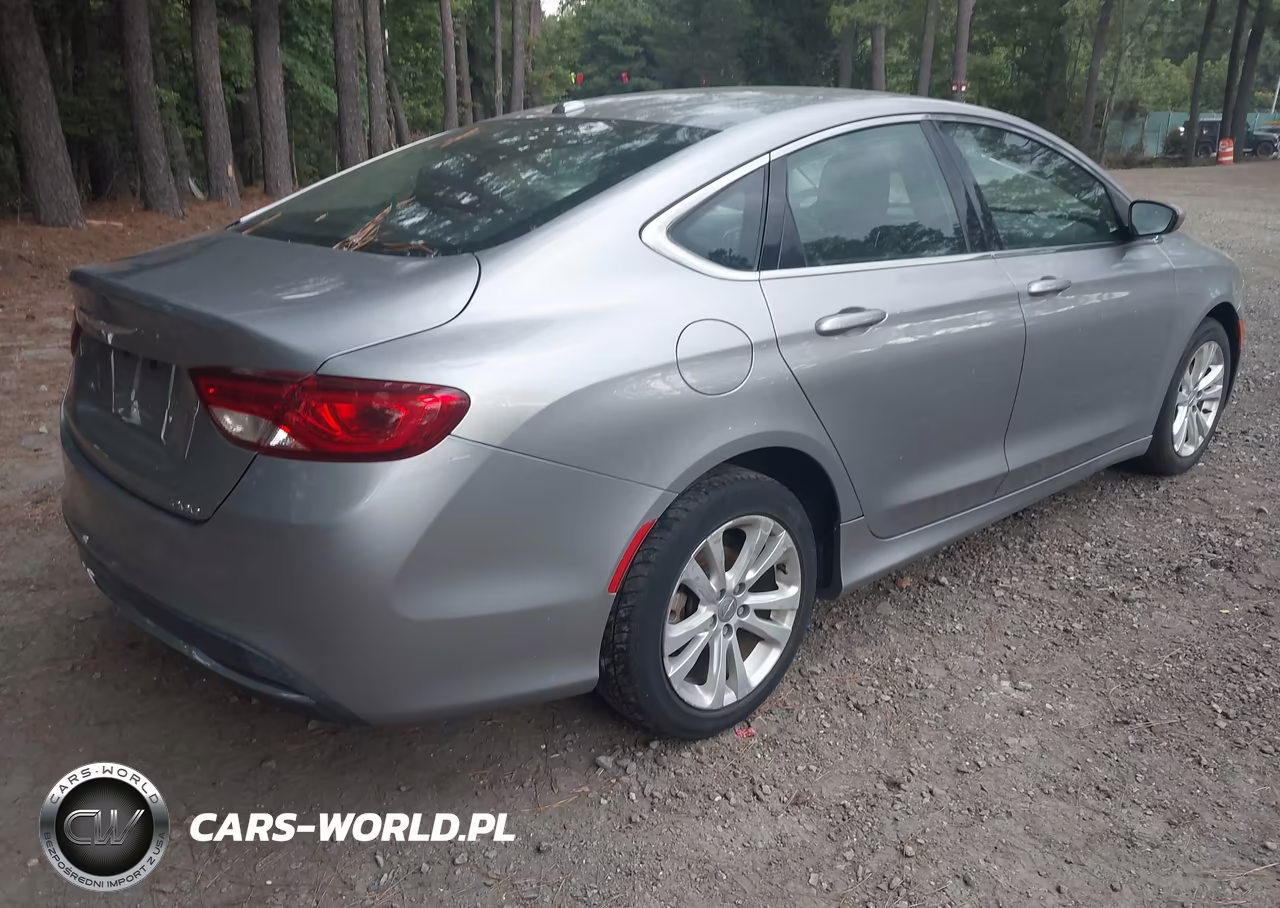 2016 Chrysler 200 Limited VIN:1C3CCCAB6GN164862 - 4