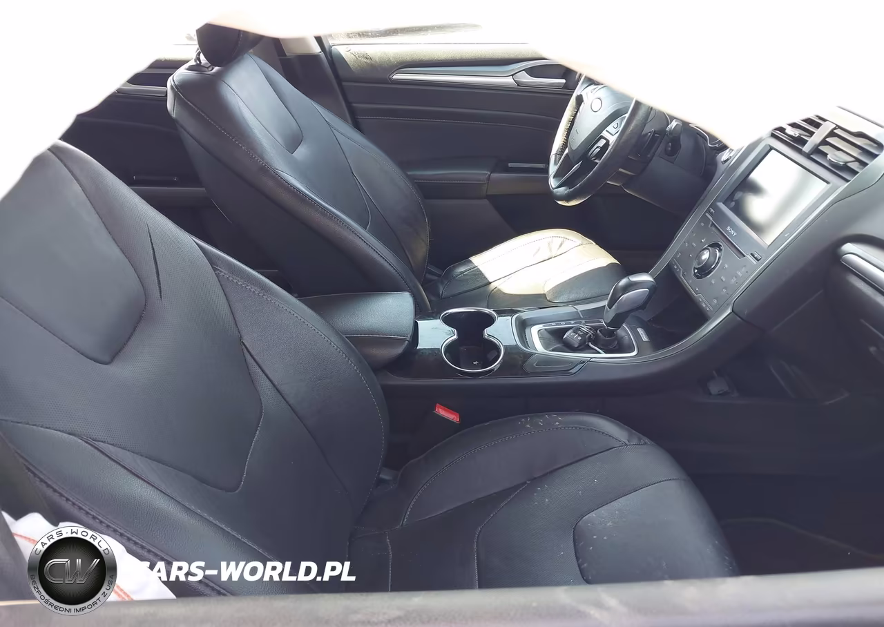2014 Ford Fusion Titanium VIN:3FA6P0K91ER312696 - 5