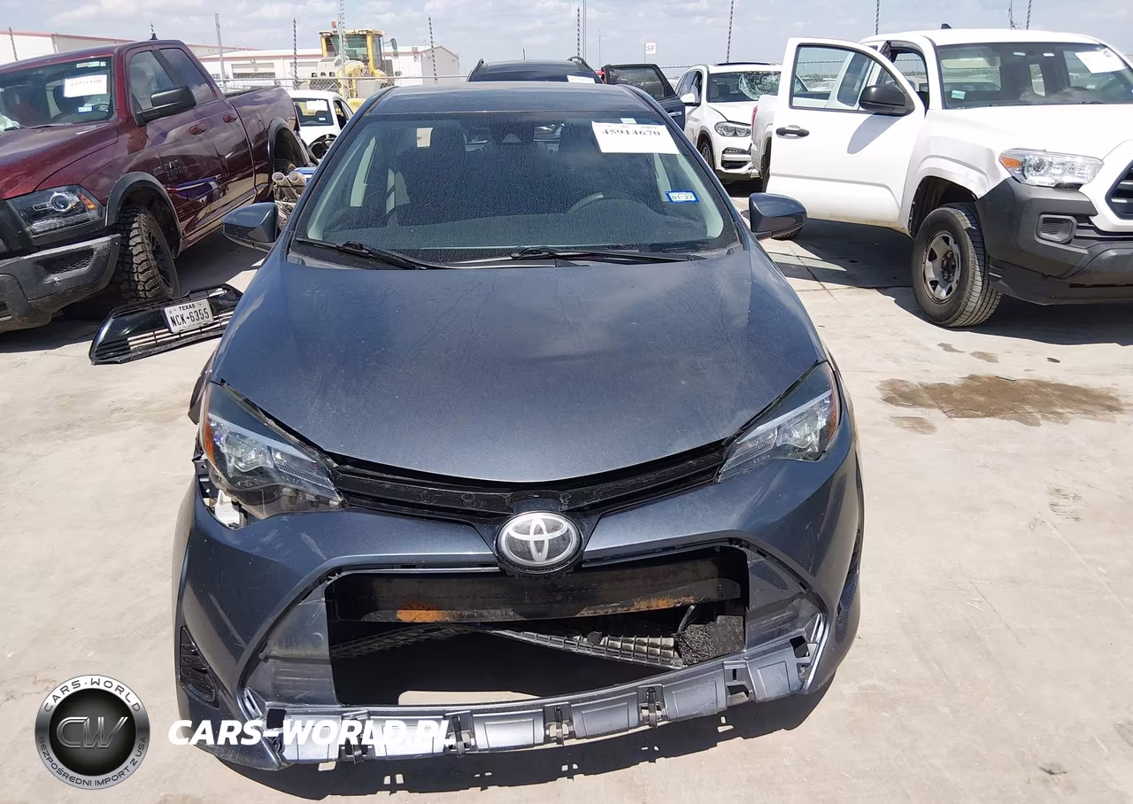 2017 Toyota Corolla Le VIN:5YFBURHE6HP612304 - 12