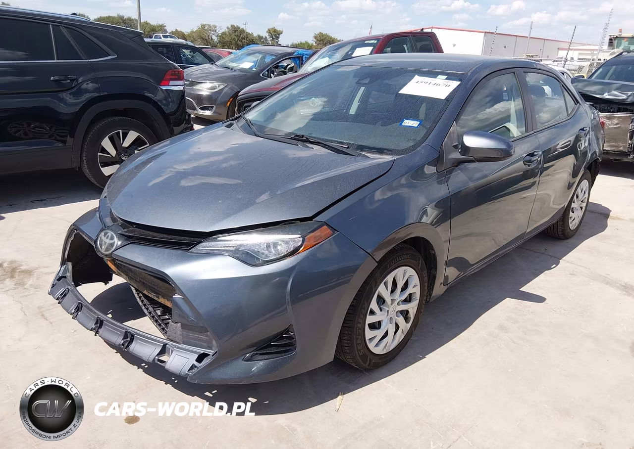 2017 Toyota Corolla Le VIN:5YFBURHE6HP612304 - 2