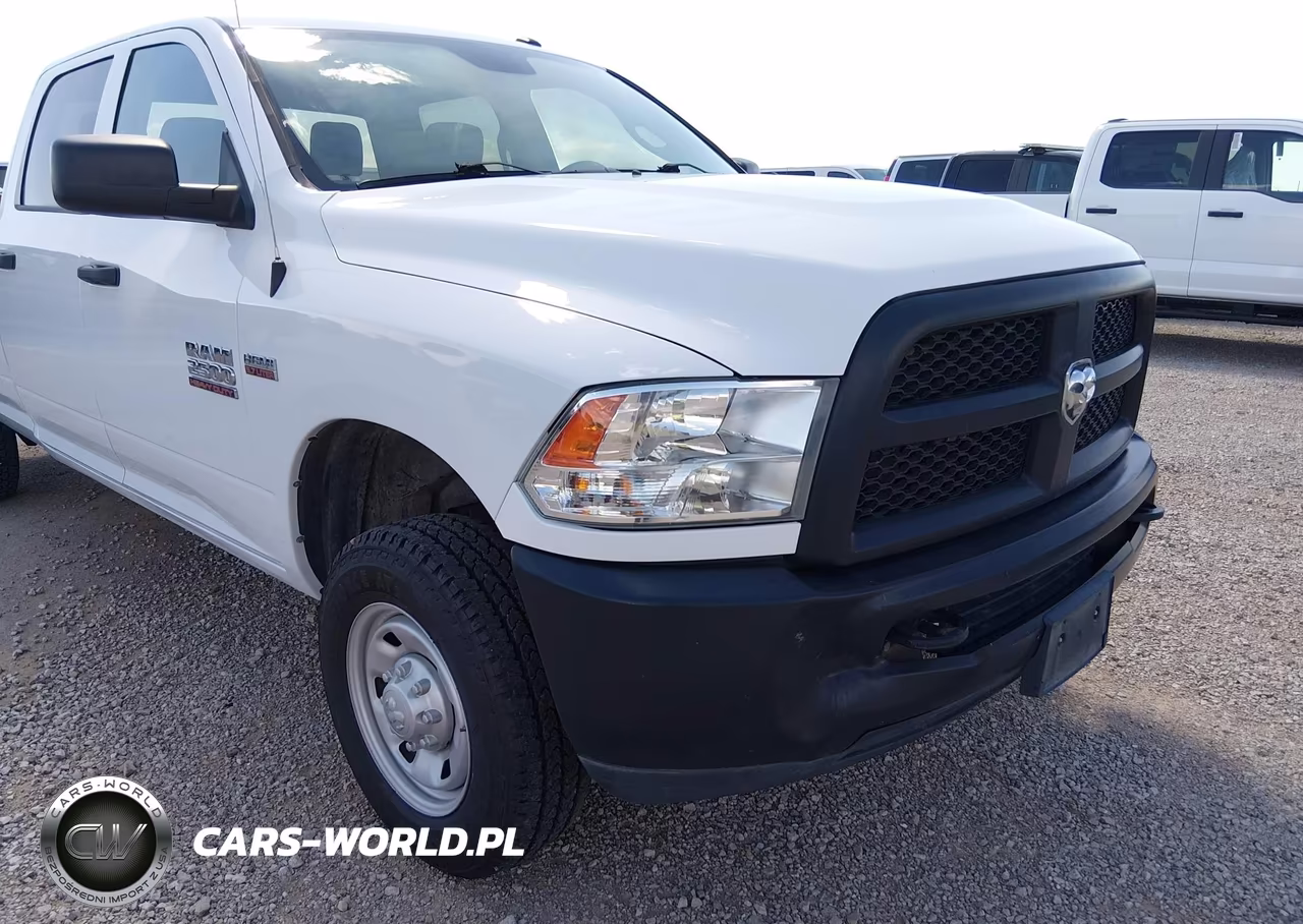 2018 Ram 2500 Tradesman 4X4 8' Box VIN:3C6TR5HT9JG287597 - 13