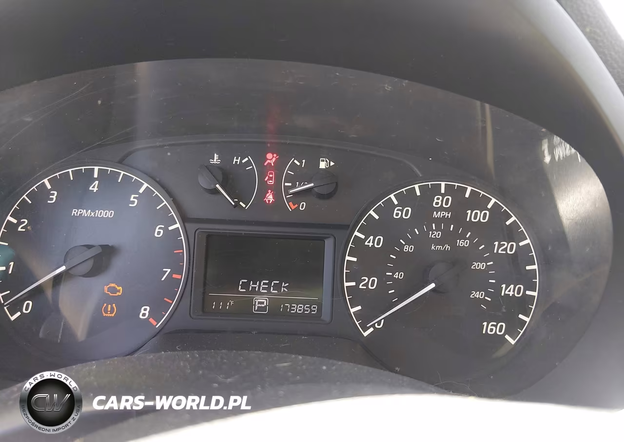 2016 Nissan Sentra S VIN:3N1AB7AP5GY228873 - 7