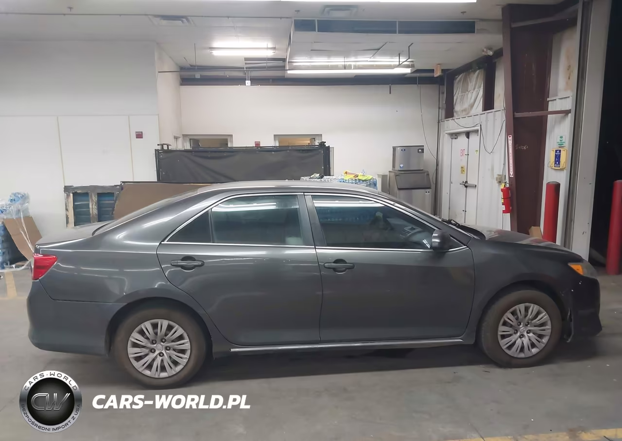 2013 Toyota Camry Le VIN:4T1BF1FK4DU247375 - 13