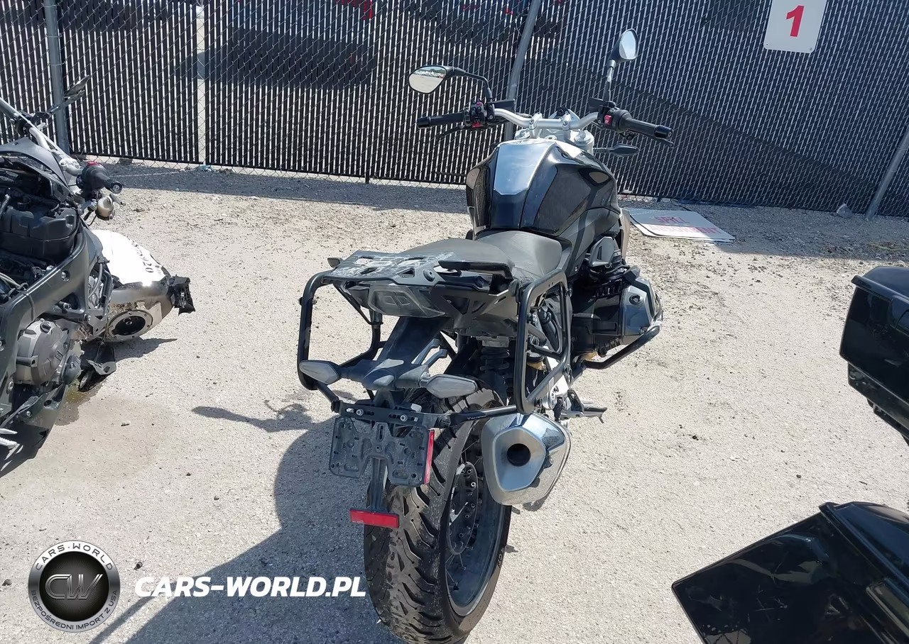 2023 BMW R 1250 R VIN:WB10M7305P6H82456 - 4