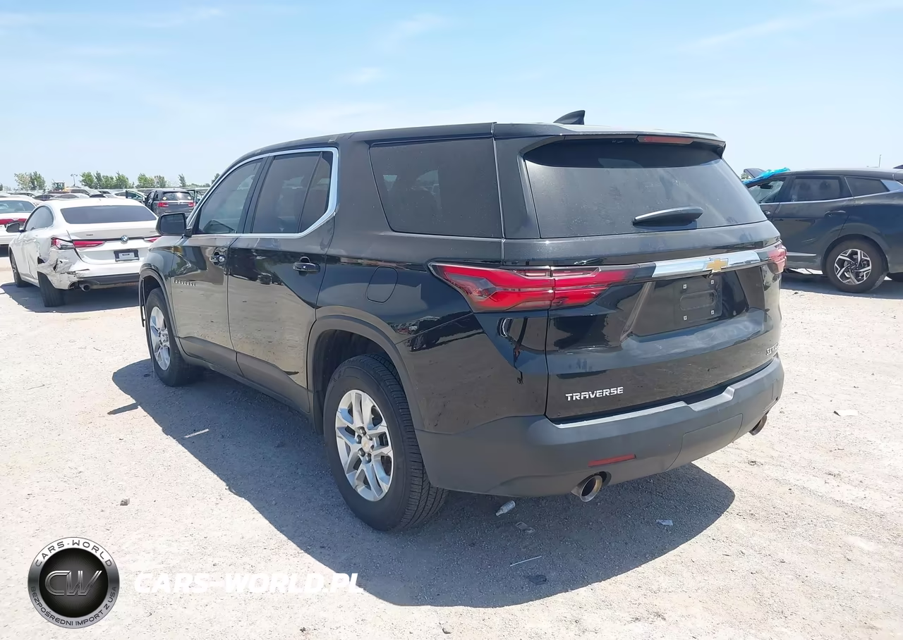 2022 Chevrolet Traverse Fwd Ls VIN:1GNERFKW6NJ123911 - 3