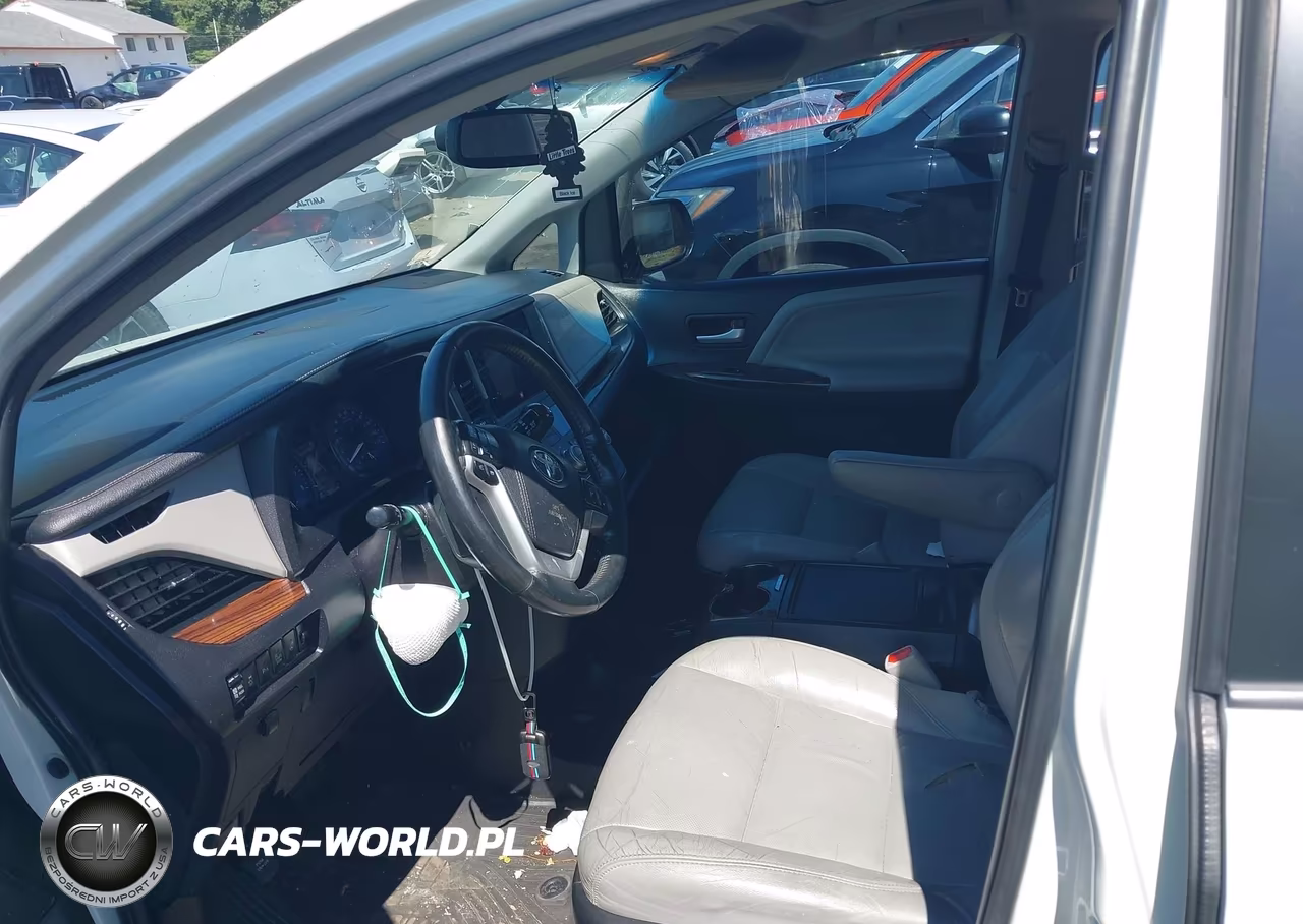 2015 Toyota Sienna Limited Premium 7 Passenger VIN:5TDDK3DC9FS112531 - 5
