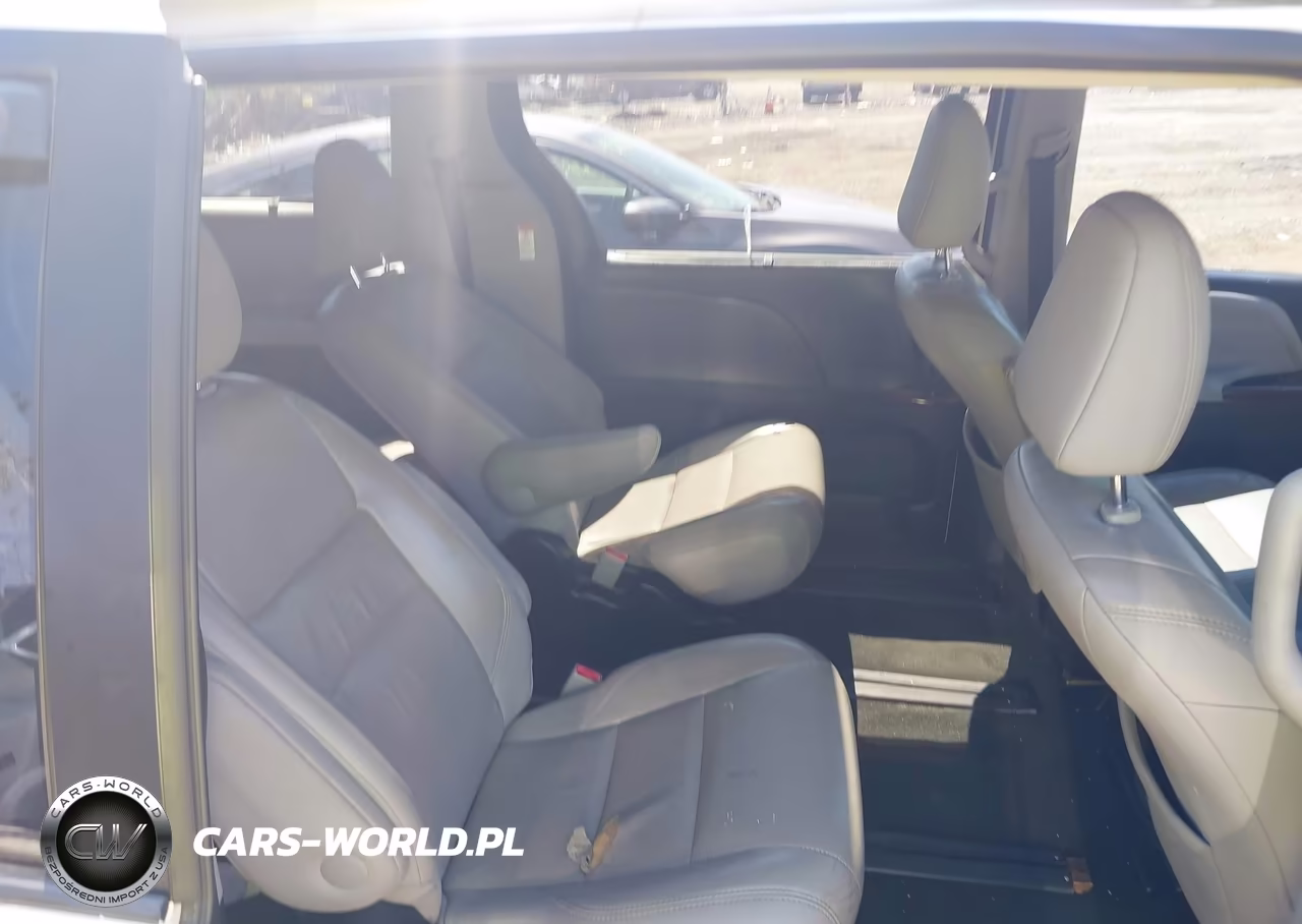 2015 Toyota Sienna Limited Premium 7 Passenger VIN:5TDDK3DC9FS112531 - 8