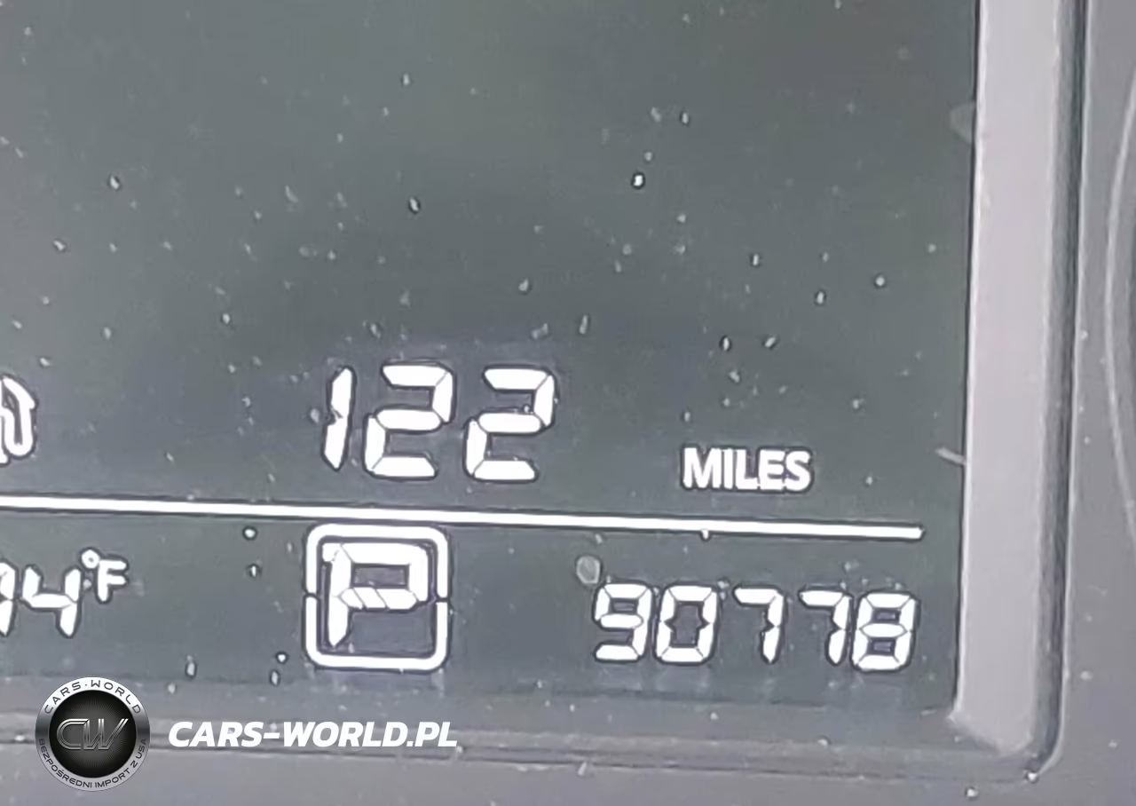 2016 Nissan Sentra S VIN:3N1AB7AP8GY313836 - 15