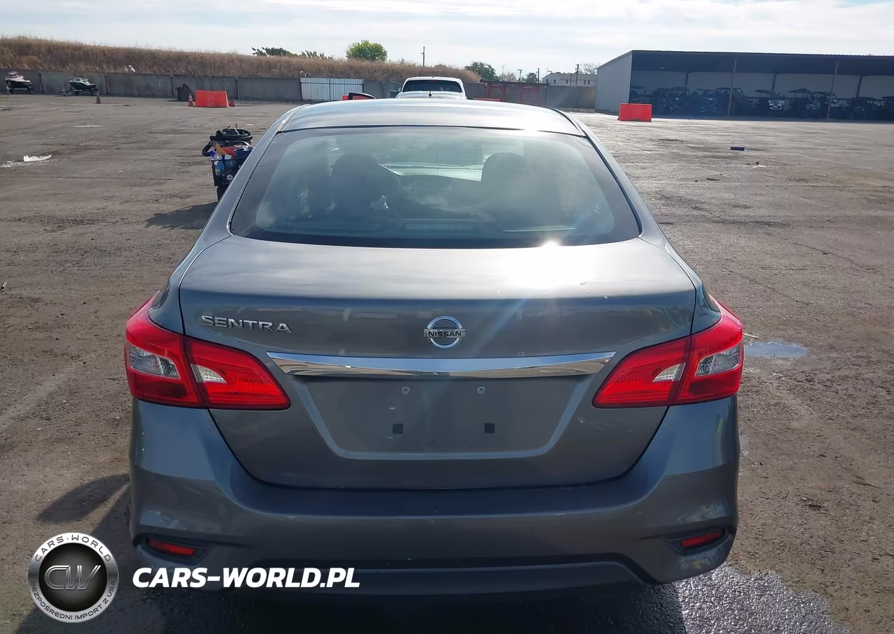 2016 Nissan Sentra S VIN:3N1AB7AP8GY313836 - 16