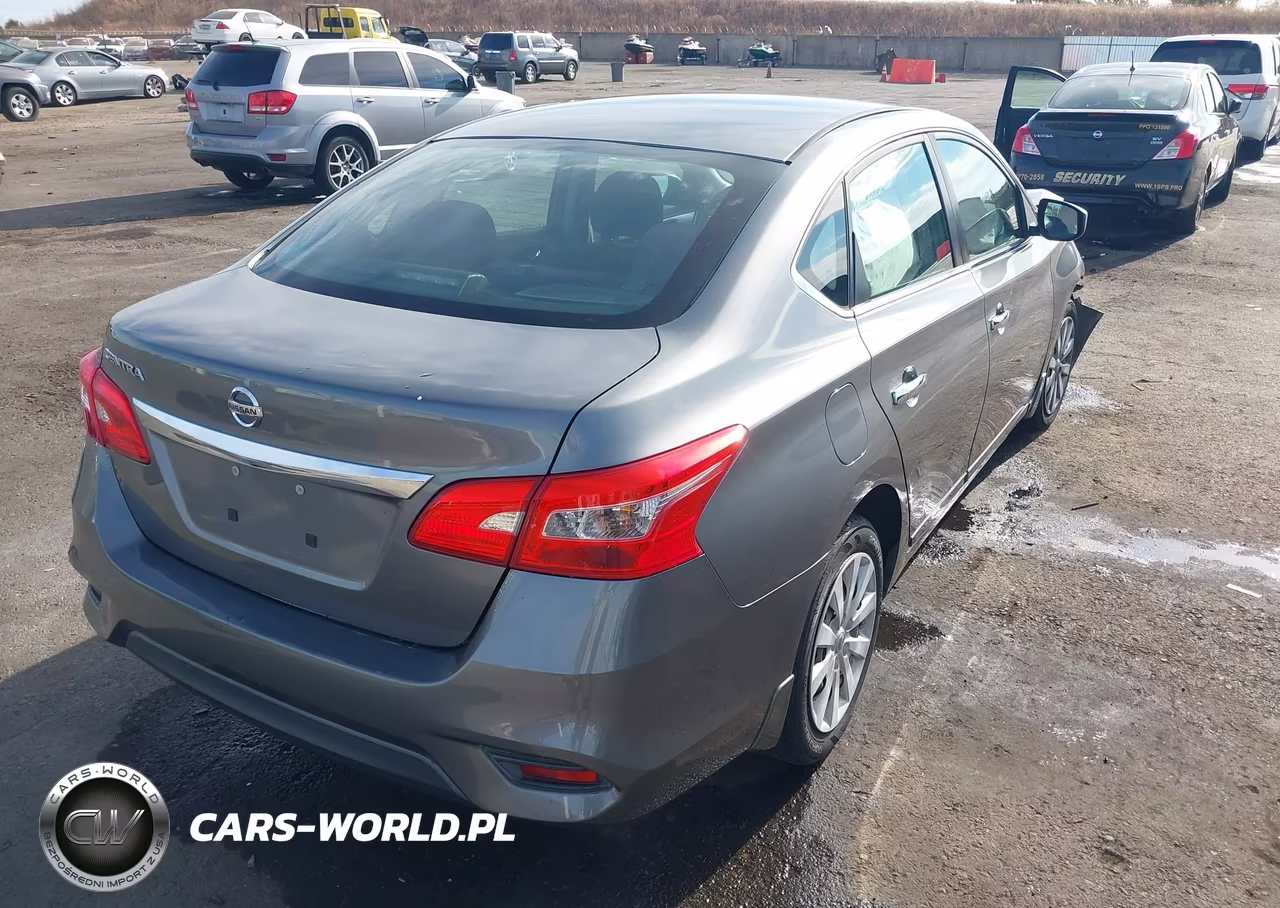 2016 Nissan Sentra S VIN:3N1AB7AP8GY313836 - 4