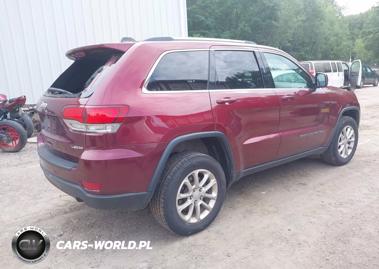 2021 Jeep Grand Cherokee Laredo E 4X4 VIN:1C4RJFAG3MC830298 - 4