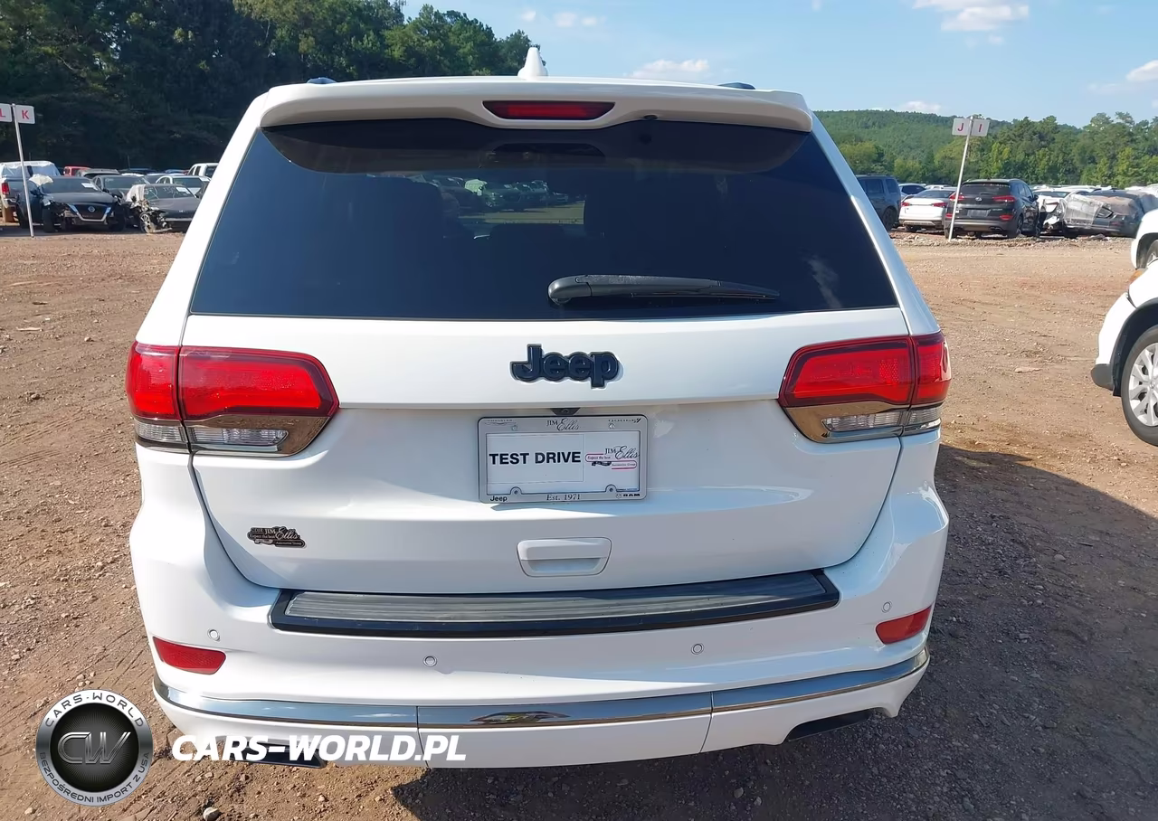 2016 Jeep Grand Cherokee High Altitude VIN:1C4RJECG1GC328949 - 16