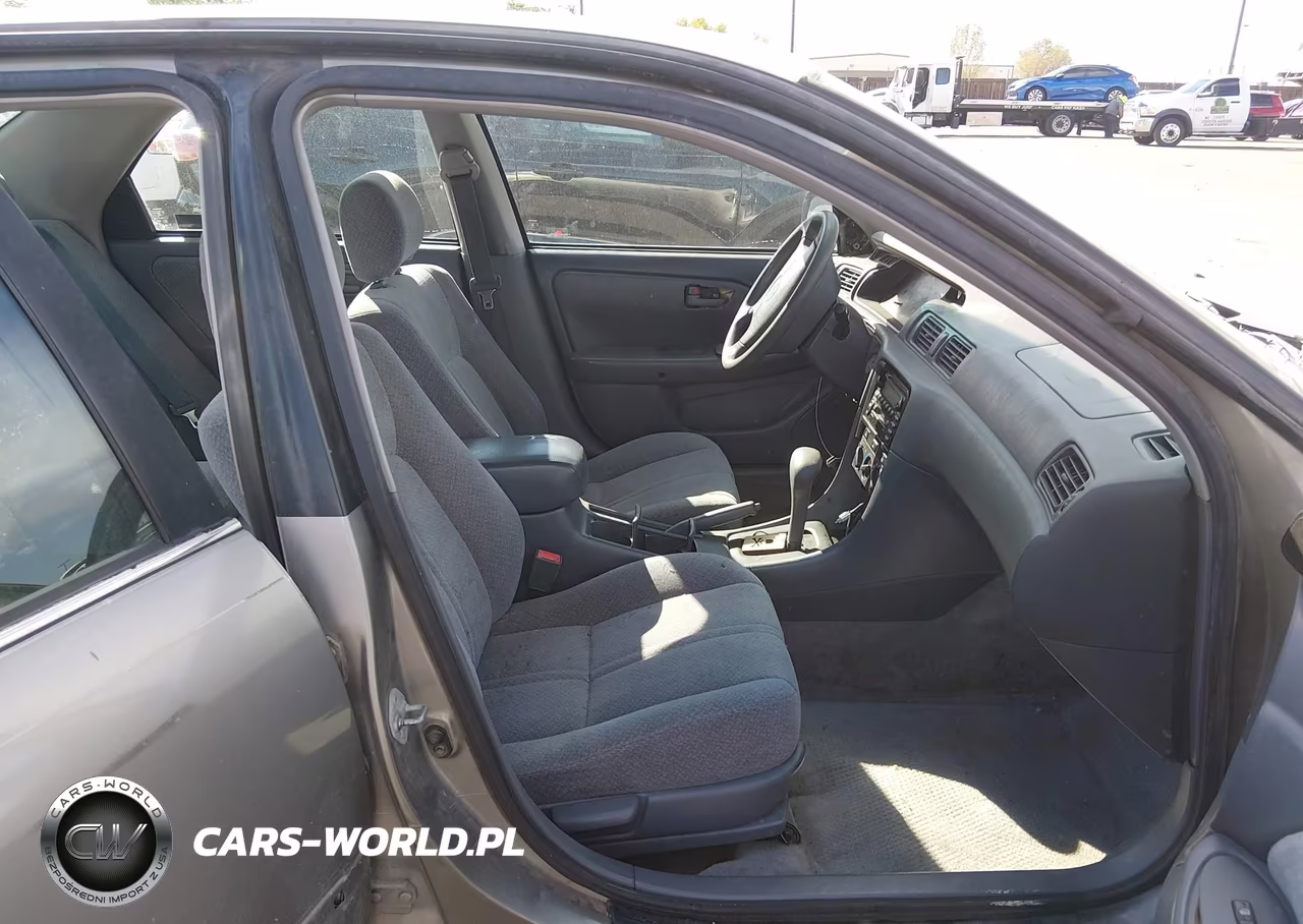 2000 Toyota Camry Le VIN:JT2BG22K7Y0478953 - 5