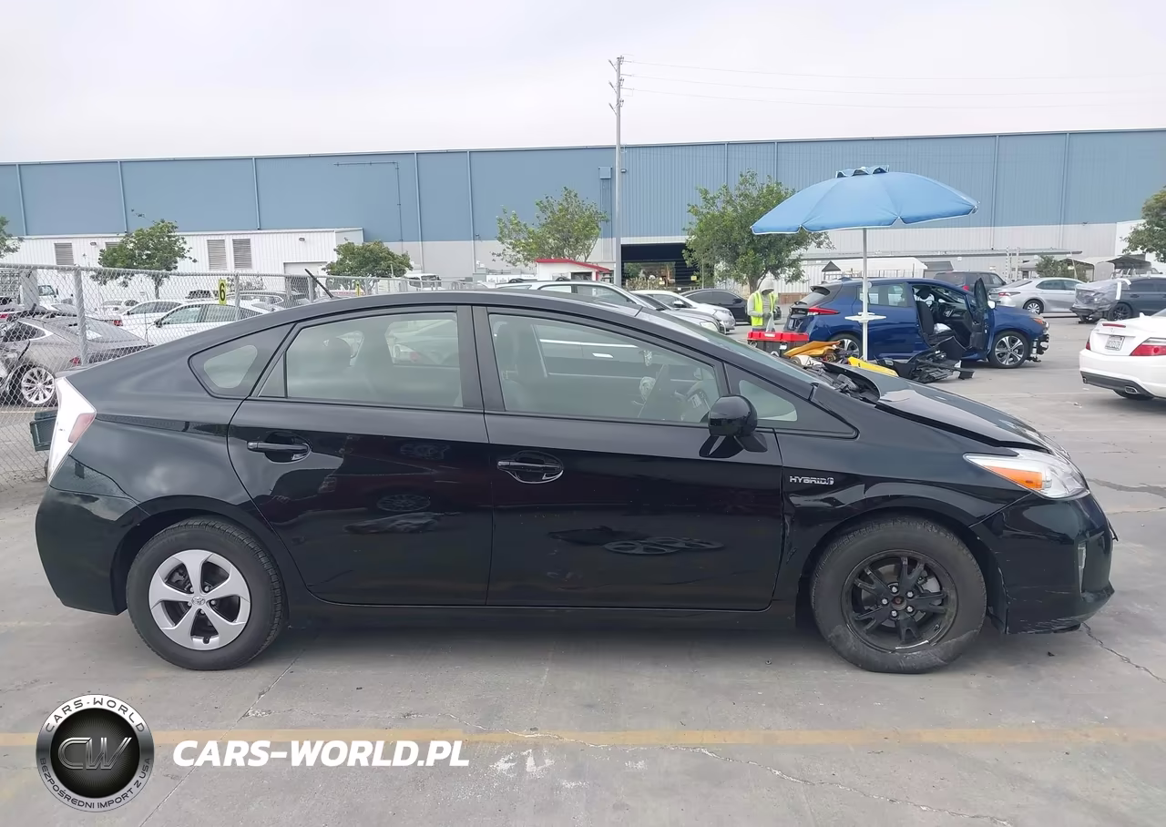 2012 Toyota Prius Two VIN:JTDKN3DU8C5389714 - 15