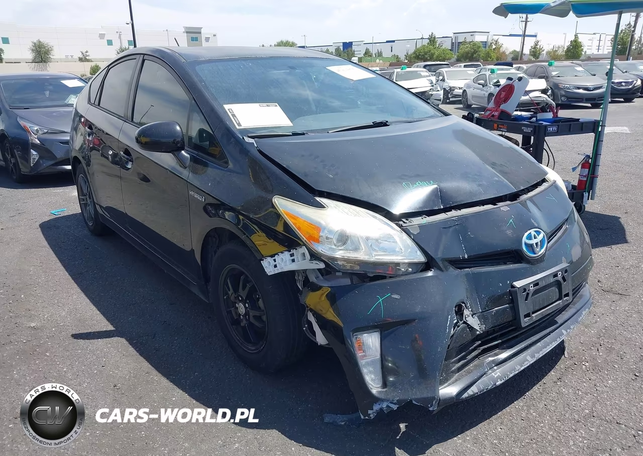 2014 Toyota Prius Two – zdjęcie 1 z 19