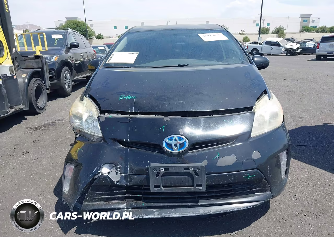 2014 Toyota Prius Two VIN:JTDKN3DUXE1741153 - 12